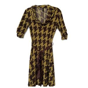 Printed jersey dress. With satin belt. Size M